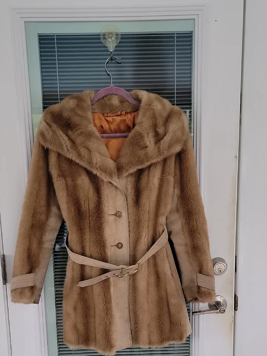 70's Women's Tan Faux Fur Belted Coat No Size Tag - Picture 1 of 15
